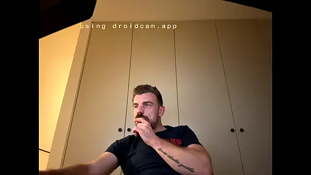 Snapshot of mrbigballs chatting on 10/10/25, 08:41 mrbigballs online show from 10/10/25, 08:41