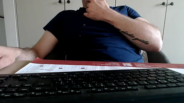 Snapshot of mrbigballs chatting on 06/14/26, 07:27 mrbigballs online show from 06/14/26, 07:27