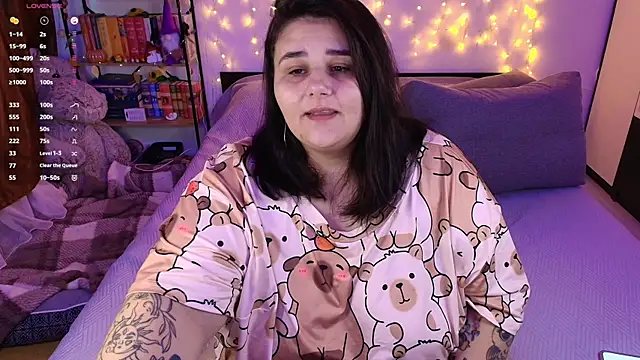 naughtykiss online show from 11/17/25, 06:30