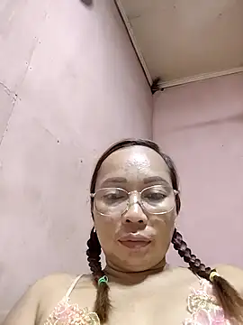 asianwet4u online show from 11/22/25, 03:49