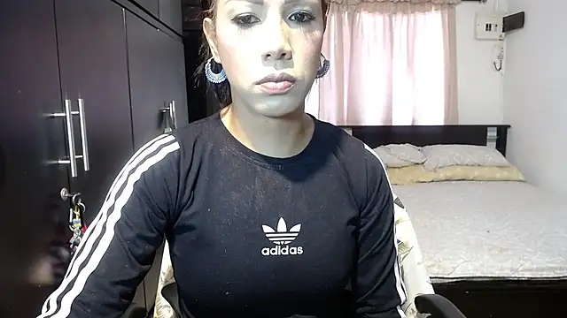 sensual nataliee online show from 01/25/25, 04:24