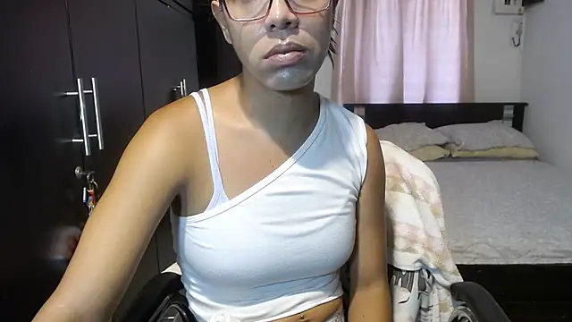 sensual nataliee online show from 01/28/25, 04:41