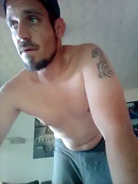 Snapshot of Codymc89 chatting on 06/15/26, 07:21 Codymc89 online show from 06/15/26, 07:21
