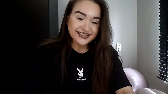 avajade online show from 03/09/26, 11:14