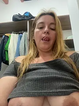 moniquerainx online show from 03/14/25, 03:37