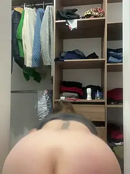 moniquerainx online show from 03/23/25, 06:05