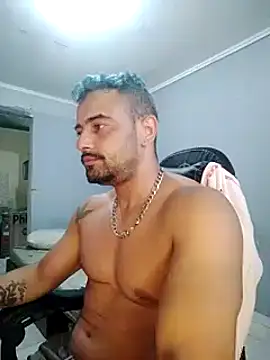 Fadinha-e-Raro online show from 02/13/25, 01:48