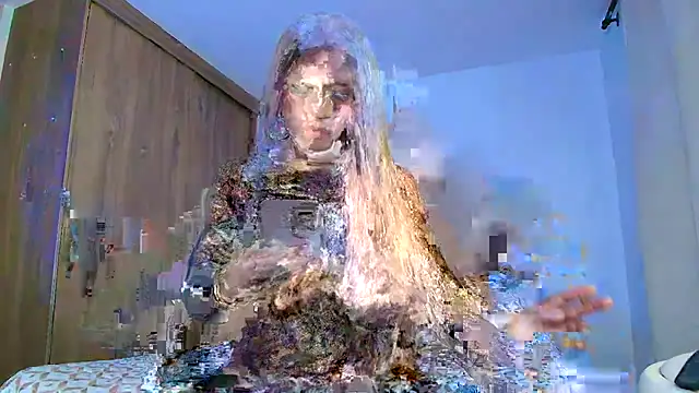 SARA TS FOX online show from 03/17/26, 11:08