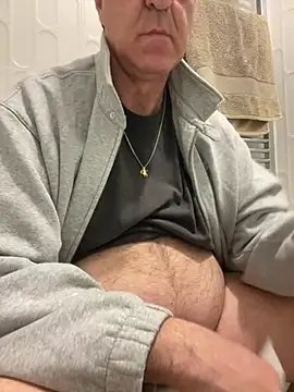 Snapshot of ANONIMO7735 chatting on 01/31/26, 10:30 ANONIMO7735 online show from 01/31/26, 10:30