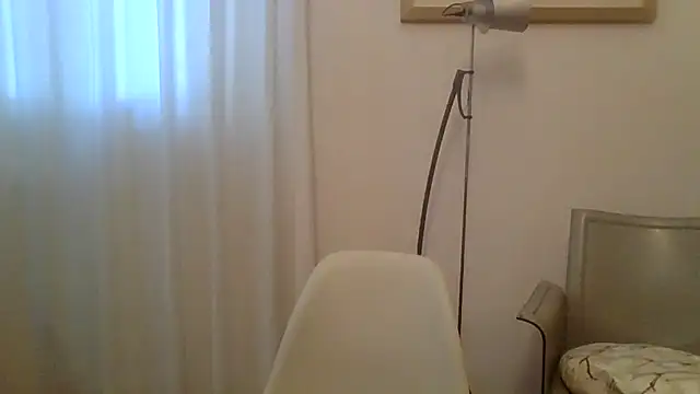 Snapshot of ANONIMO7735 chatting on 02/20/26, 06:37 ANONIMO7735 online show from 02/20/26, 06:37