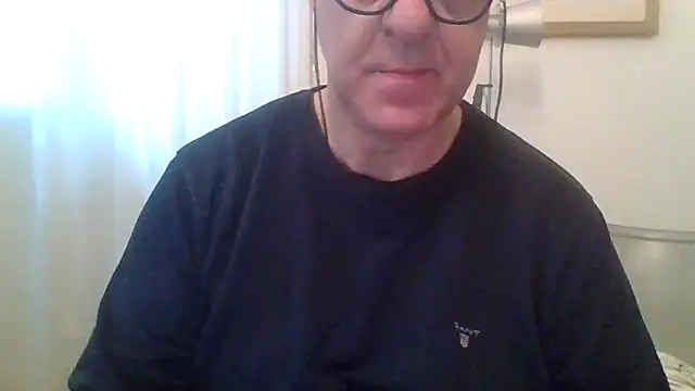 Snapshot of ANONIMO7735 chatting on 03/03/26, 06:30 ANONIMO7735 online show from 03/03/26, 06:30