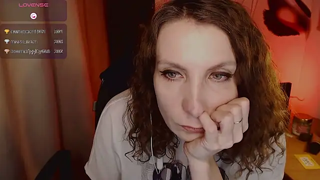 JohansonKatie online show from 01/26/25, 11:39