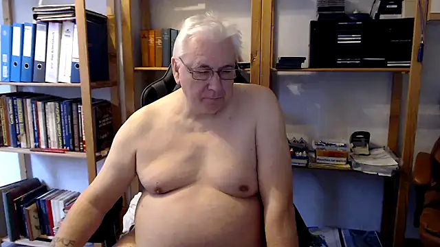 SchwanzhureXXL online show from 01/27/25, 09:13