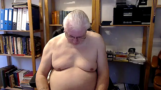 SchwanzhureXXL online show from 02/03/25, 07:18