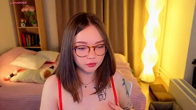 MilenaSaint online show from 02/25/26, 03:49