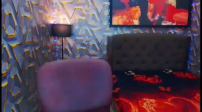 KylieMaxwellCaulfield TS online show from 12/22/24, 12:07