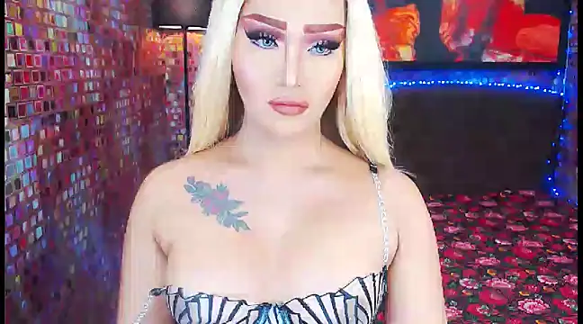 KylieMaxwellCaulfield TS online show from 02/05/25, 02:08