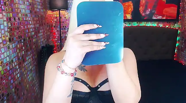 KylieMaxwellCaulfield TS online show from 02/09/25, 11:46