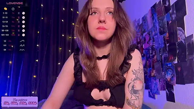 HotaruTomo online show from 11/30/25, 09:52