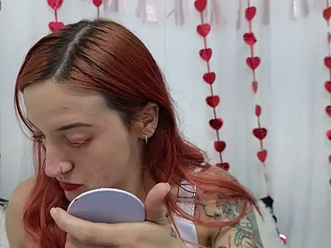 ninaa fox online show from 09/22/25, 05:04