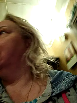 Janahotty online show from 05/17/26, 02:02