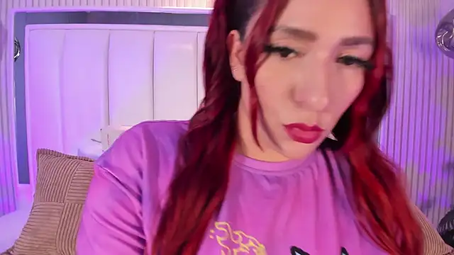 Snapshot of naughty_flower18 chatting on 02/16/26, 10:28 naughty flower18 online show from 02/16/26, 10:28