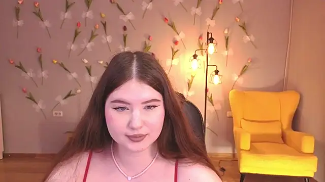 Snapshot of NicoleFoxery chatting on 05/06/26, 04:30 NicoleFoxery online show from 05/06/26, 04:30