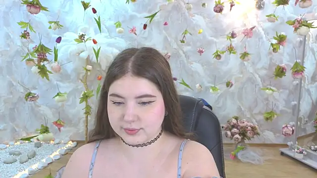 Snapshot of NicoleFoxery chatting on 05/17/26, 06:26 NicoleFoxery online show from 05/17/26, 06:26