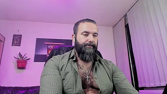 Snapshot of ChristophJules chatting on 12/14/24, 09:24 ChristophJules online show from 12/14/24, 09:24