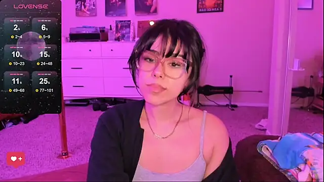 Evie-Luna online show from 02/09/25, 03:43