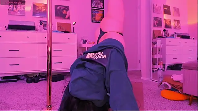 Evie-Luna online show from 02/10/25, 05:25