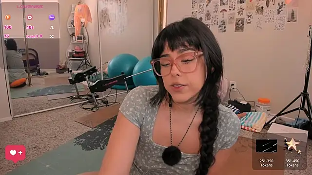 Evie-Luna online show from 06/13/26, 08:29