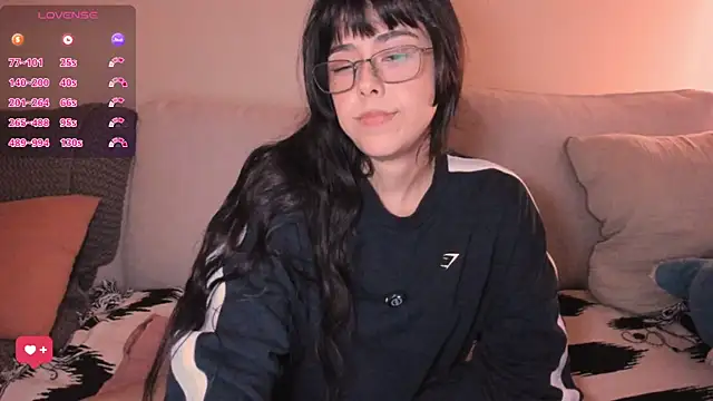 Evie-Luna online show from 07/11/26, 02:58