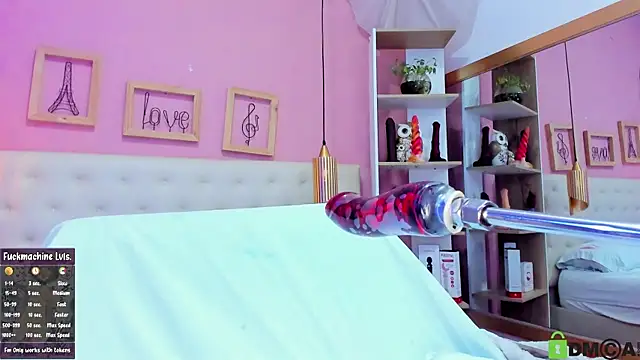 leylla  online show from 09/11/25, 08:09