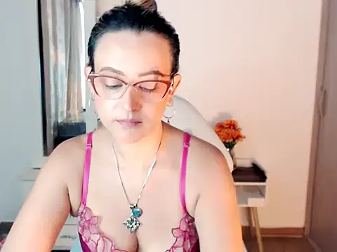 Snapshot of BOREAL_MOON chatting on 10/16/25, 06:53 BOREAL MOON online show from 10/16/25, 06:53