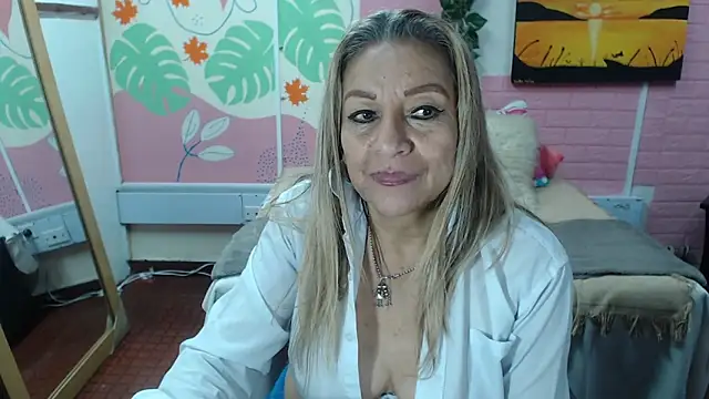 ZAMANTHA online show from 02/22/25, 09:48