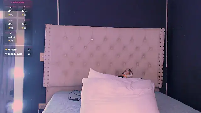 valen thompson online show from 01/05/25, 12:52