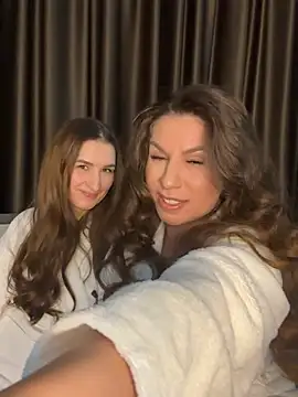 Marilyn La Rose online show from 04/10/26, 07:40