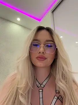 mollyxxx online show from 05/01/26, 03:00