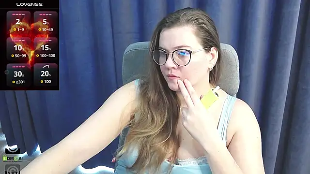 KellyKleine online show from 03/04/25, 08:13