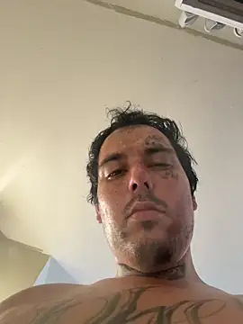 Snapshot of cesloer chatting on 03/05/26, 12:06 cesloer online show from 03/05/26, 12:06