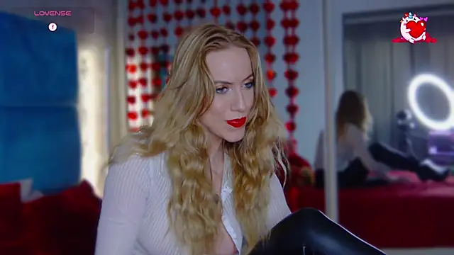 RockQueen A online show from 02/11/25, 02:46