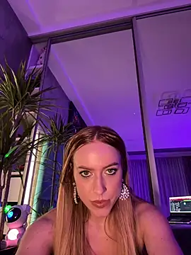 RockQueen A online show from 03/22/25, 08:40