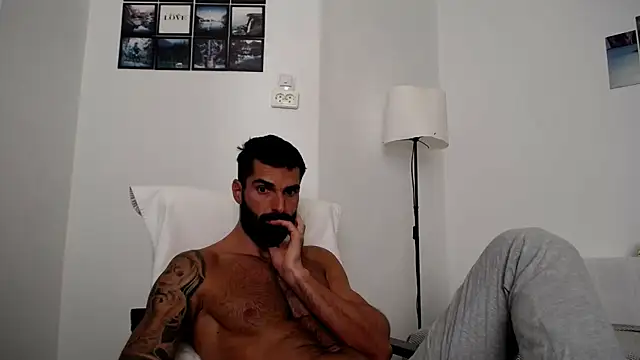 Verycutex online show from 09/28/25, 08:42