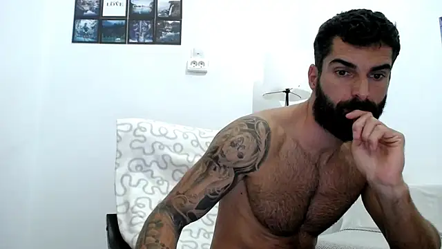 Verycutex online show from 10/26/25, 07:58