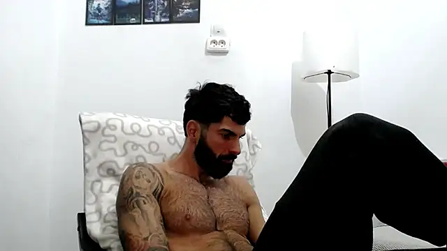 Verycutex online show from 12/04/25, 06:16