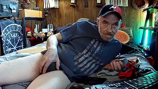 Makowboy online show from 04/19/26, 07:05