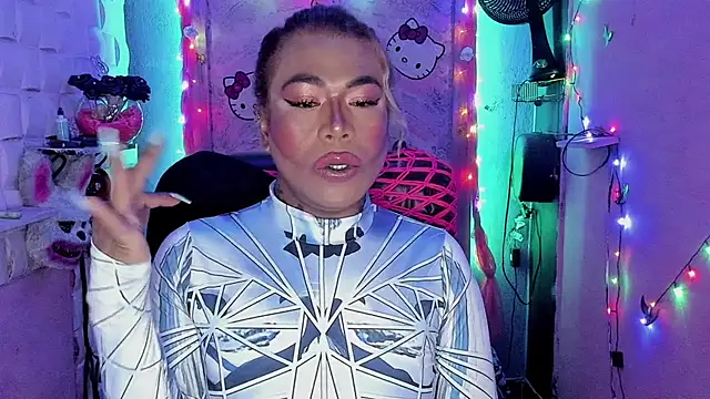 tsviolett online show from 12/06/24, 06:06