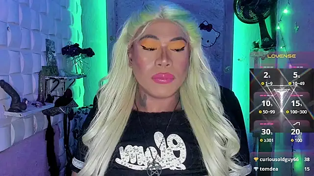 tsviolett online show from 02/21/25, 09:32