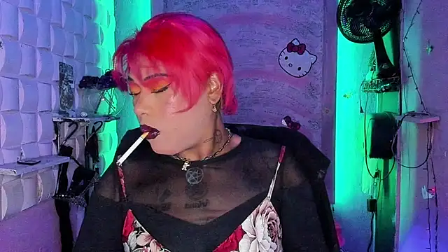 tsviolett online show from 03/18/25, 06:04